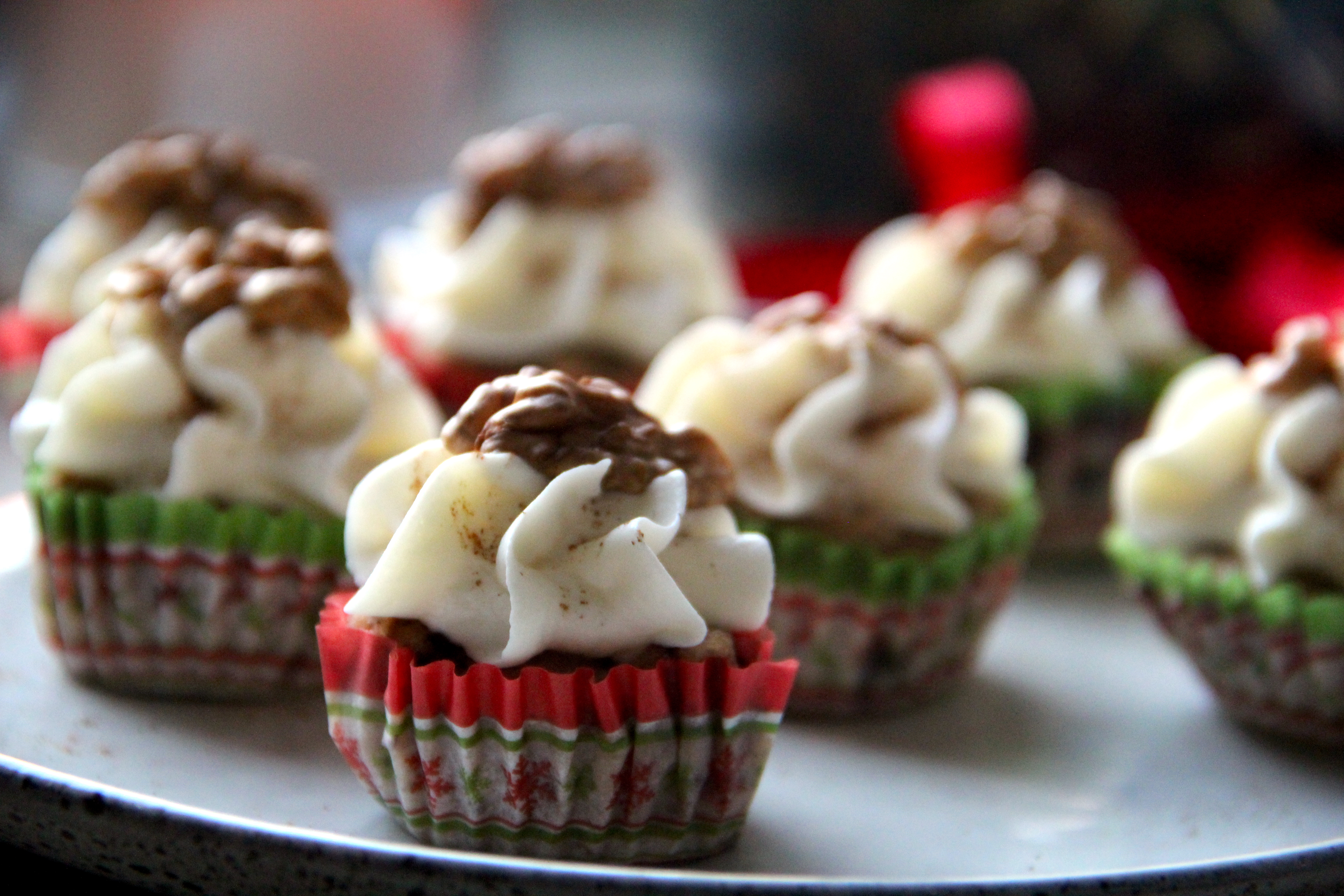 Mini perníkové cupcakes s vanilkovým krémom bez cukru